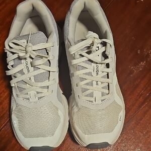 ON Women's Athletic Shoes - White and Gray